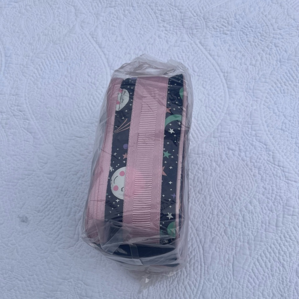 Pottery Barn Kids Mackenzie Moon Glow Lunch Box NEW in Bag Glow in the Dark - Picture 5 of 7